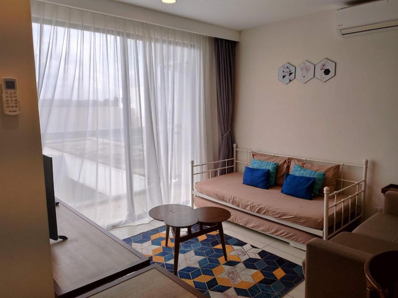 Casa Raudhah @ Timurbay Seafront Residence Kampung Sungai Karang Extérieur photo